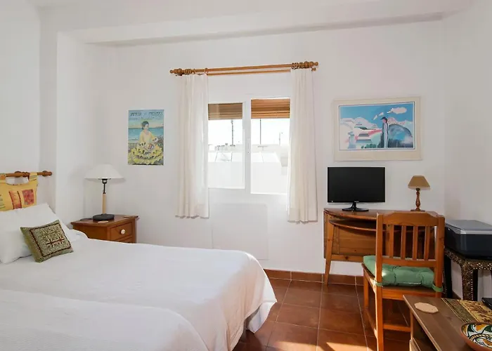 Semesterbostad Extramuros Town House With Roof Terrace And Sea View In The Center Of Conil *