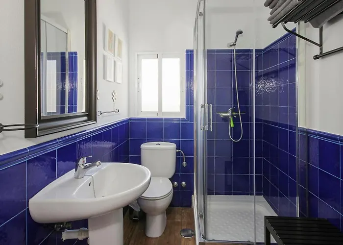 Extramuros Town House With Roof Terrace And Sea View In The Center Of Conil *