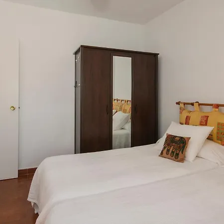 Extramuros Town House With Roof Terrace And Sea View In The Center Of Conil Conil De La Frontera