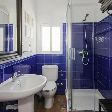 Extramuros Town House With Roof Terrace And Sea View In The Center Of Conil *