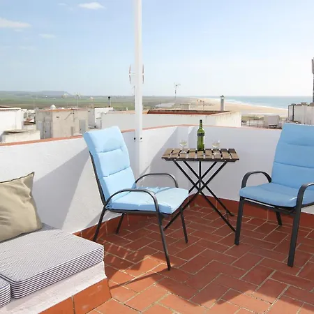 Extramuros Town House With Roof Terrace And Sea View In The Center Of Conil *